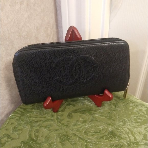 Chanel Caviar Leather Zip Wallet